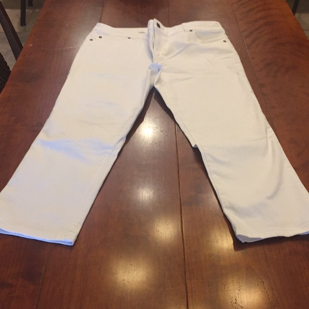 Chico’s White denim jeans